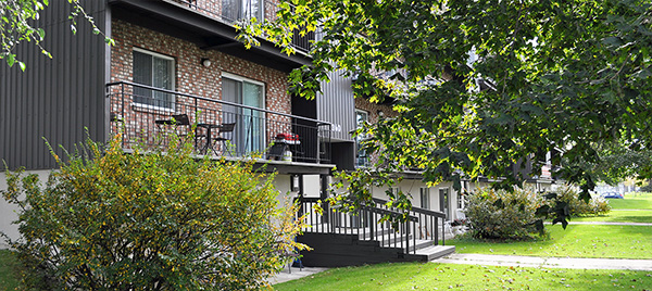 380, 54e Rue Ouest #1 — photo 3